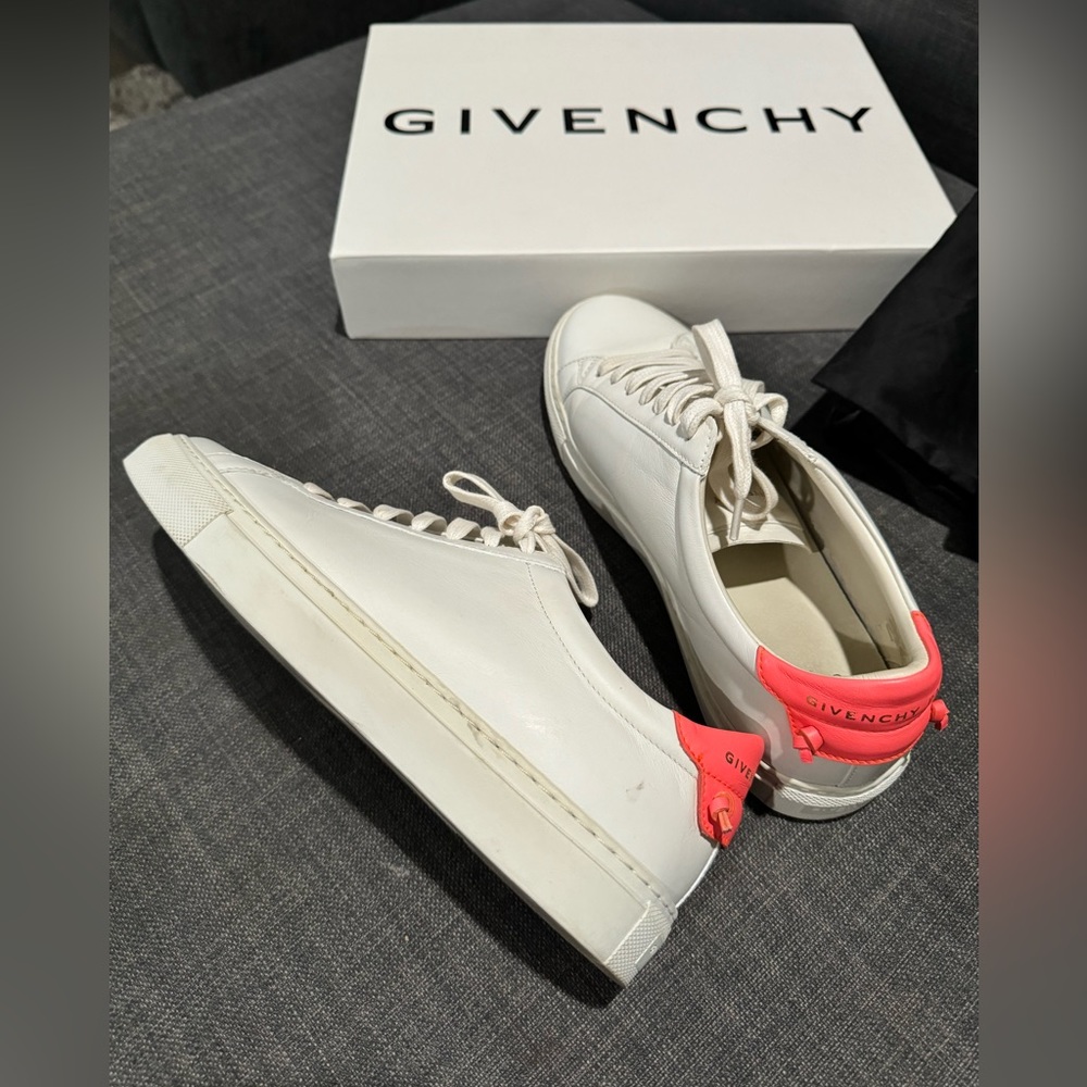 Givenchy Urban Street Sneaker in Neon Pink